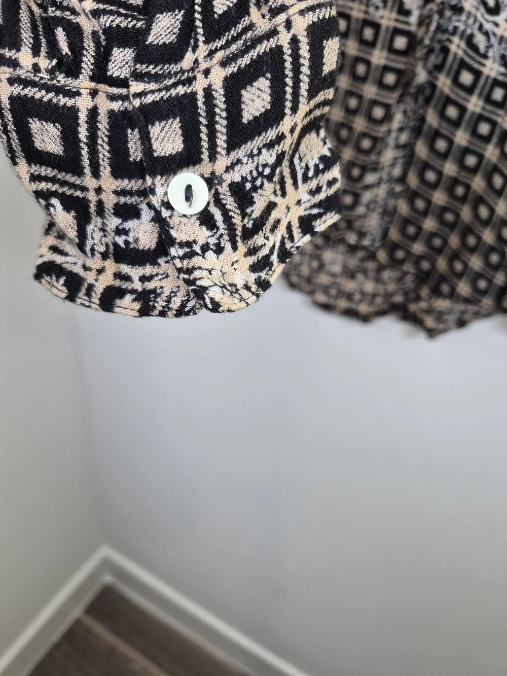 Free People Boho Patterned Button-Front Blouse Tassel Top Size Large L